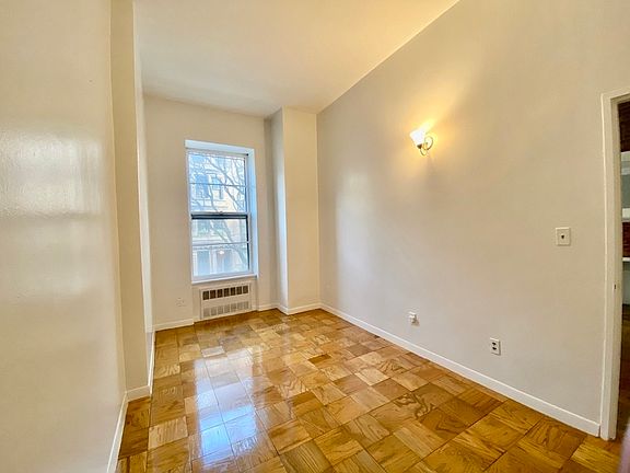 3rd image of 40 W 87th St APT 2A