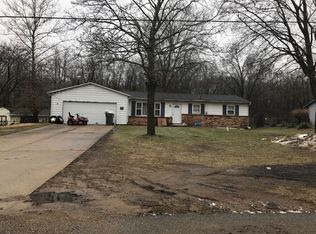 1308 Cedarhurst Rd, Niles, MI 49120