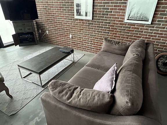 Option to have the condo furnished, if desired. Ask for details and pricing. The below market rent posted is for Unfurnished.