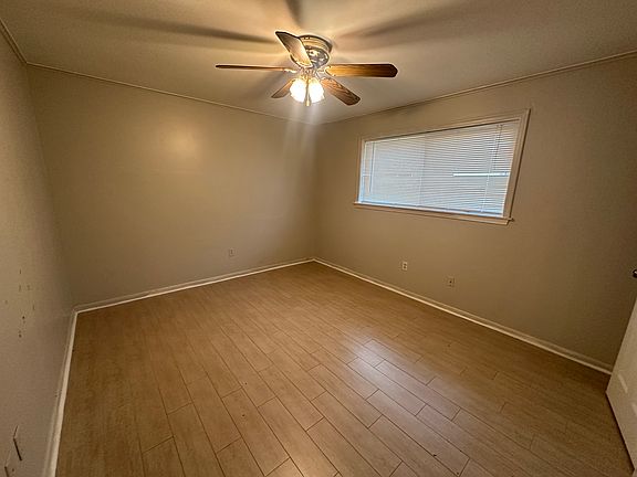 2nd image of 705 Bell St