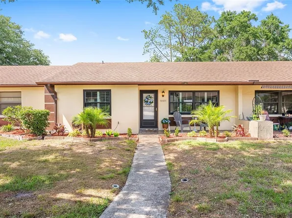 12531 Orangewood Ct, Tavares, FL 32778