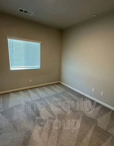 510 S Summit St #101 — Photo 14