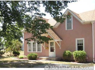 910 Poplar St, Northfield, MN 55057