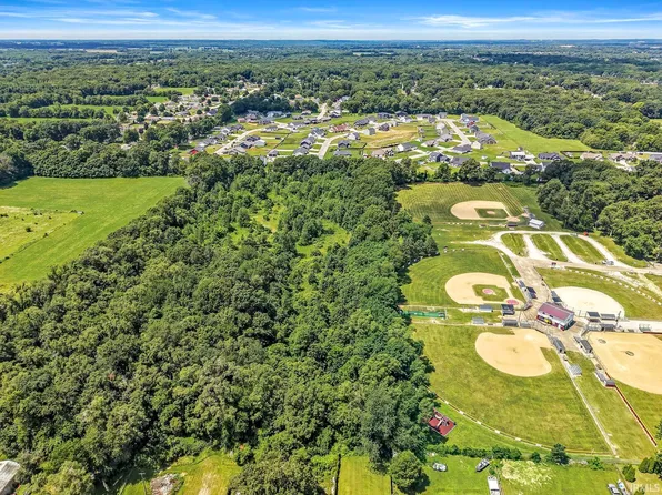 1 County Rd, Elkhart, IN 46517
