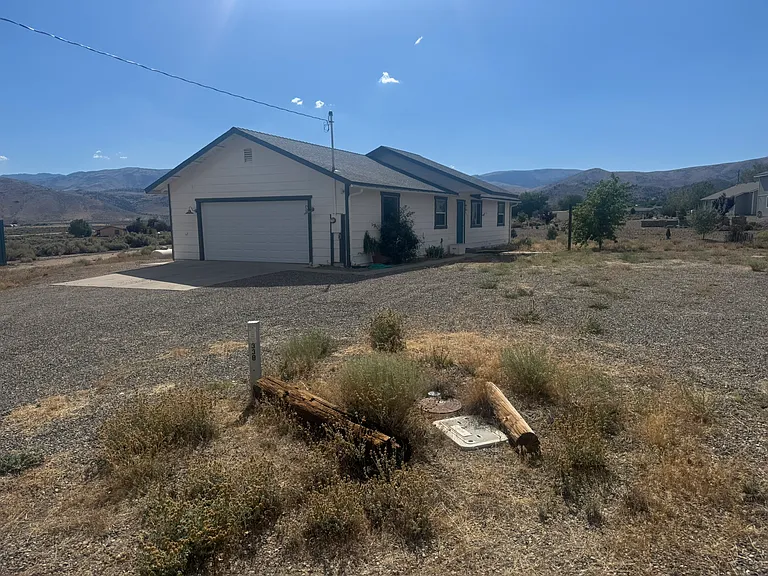 4045 Sunrise Ct — Photo 3