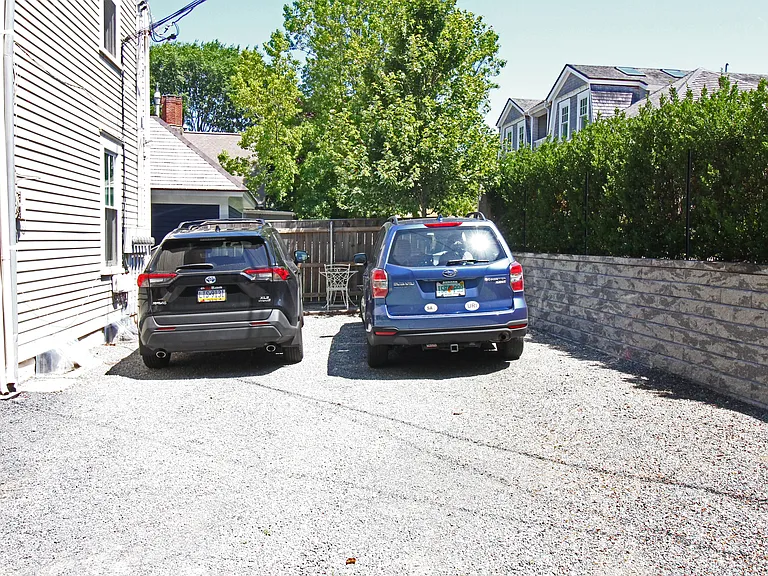 32 School St — Photo 5