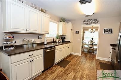 4th image of 78 Woolard Way NE