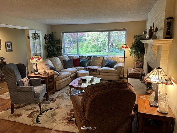 4th image of 6811 Sierra Dr SE