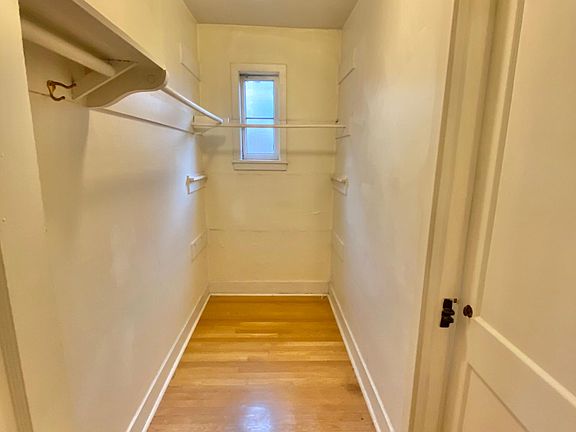 5th image of 1420 Boren Ave APT 301
