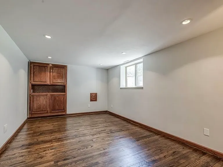 8400 Riggs St — Photo 19