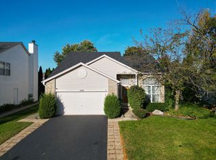 1776 Autumn Woods Ln, Romeoville, IL 60446