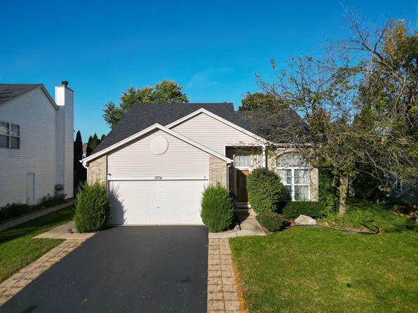 1776 Autumn Woods Ln, Romeoville, IL 60446