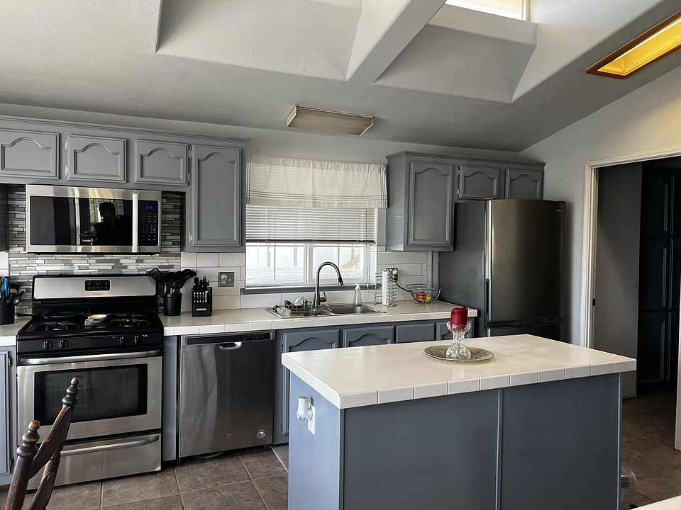 1st image of 231 Chateau La Salle Dr Unit 231