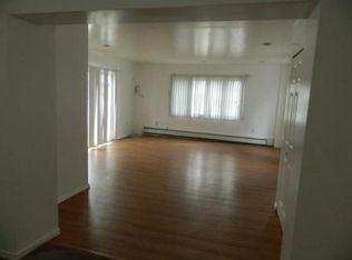 8015 231 St, Bellerose Manor, NY 11426