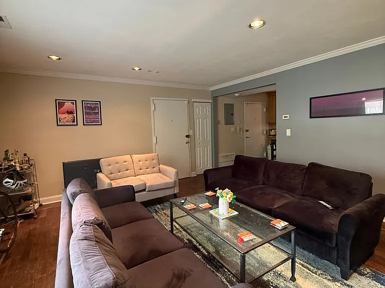 148 Newton St #2 — Photo 5