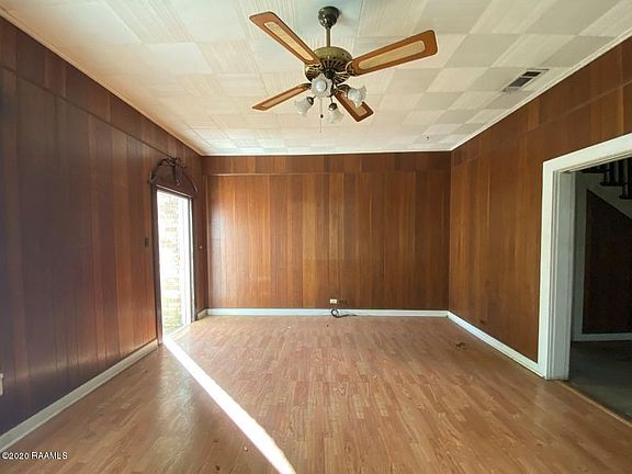 2nd image of 111 Robertson St