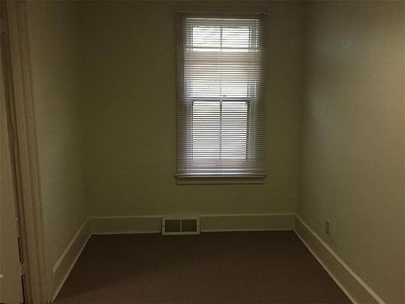 5th image of 300 College St