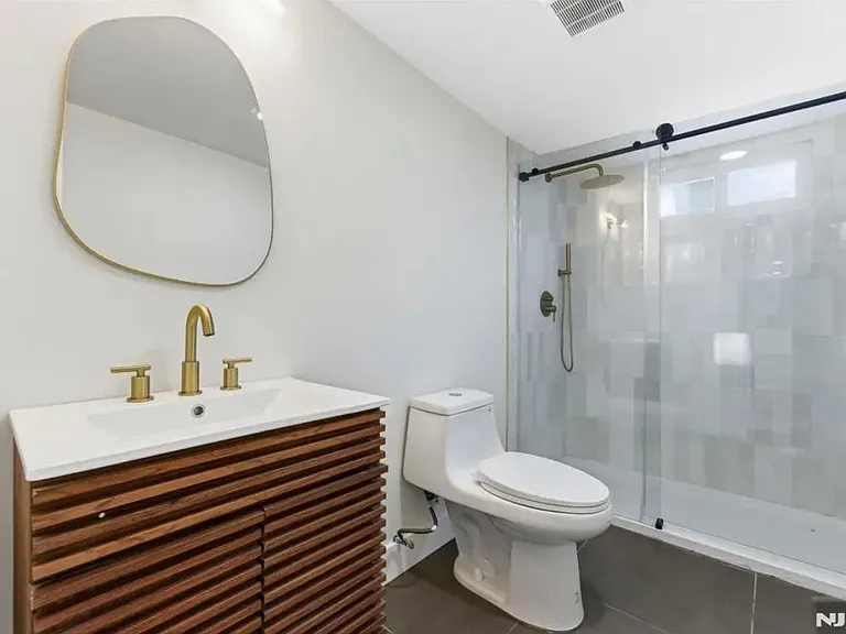 53 Jewett Ave #1 — Photo 1