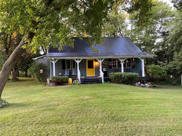N1873 Sleepy Hollow Rd, Kewaunee, WI 54216