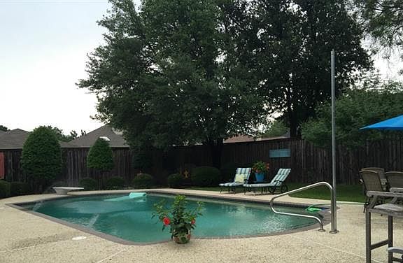 2nd image of 2216 Morriss Ct