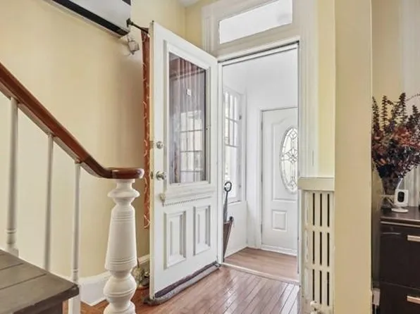 215 Lembeck Ave, Jersey City, NJ 07305