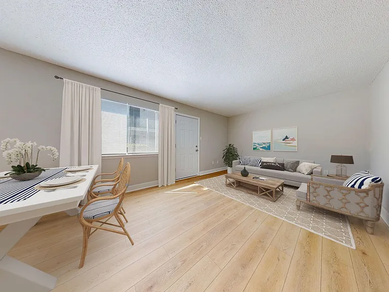 Gulf View Apartments — Photo 70