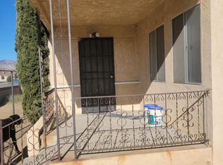 2143 Cerro Gordo St, Mojave, CA 93501