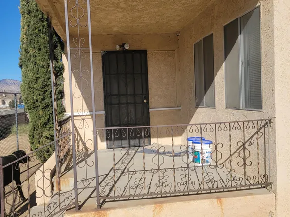2143 Cerro Gordo St, Mojave, CA 93501