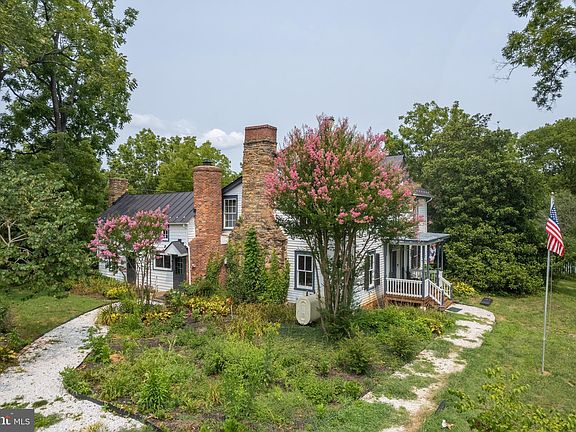 5th image of 17181 Bumblebee Ln