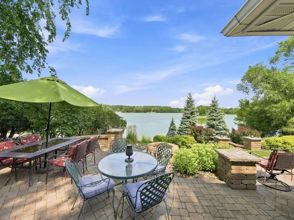 2501 Silver Ln NE, Saint Anthony, MN 55421