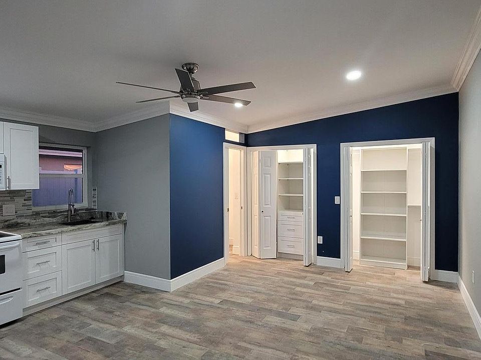 1st image of 4713 W Fairview Hts