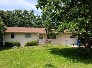 117 Red Oak Dr, Carl Junction, MO 64834
