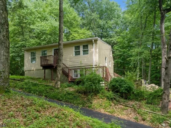 48 Cedar Ter, Jefferson Twp., NJ 07885