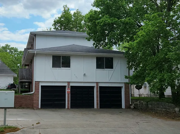 2125 A St APT 2, Lincoln, NE 68502