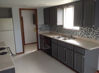 13413 W 109th Ter, Lenexa, KS 66210