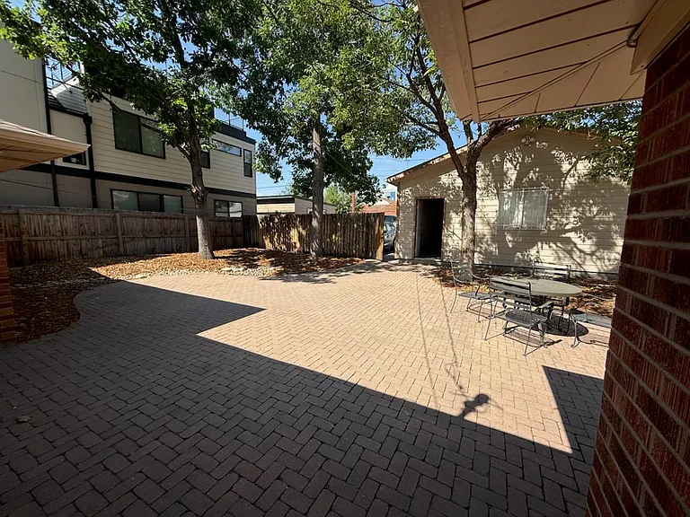 1317 Zenobia St — Photo 14