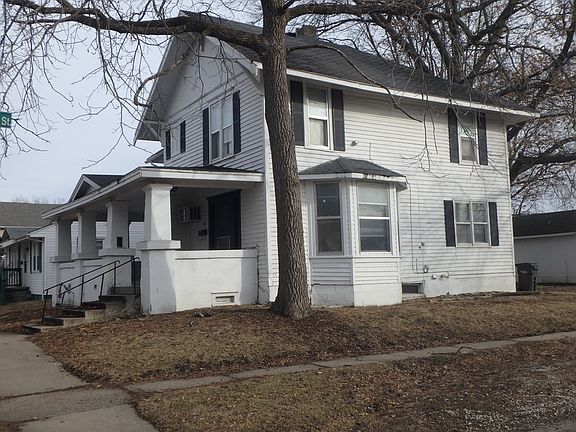 2nd image of 502 E Washington St