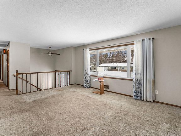 3rd image of 11019 Stanley Rd