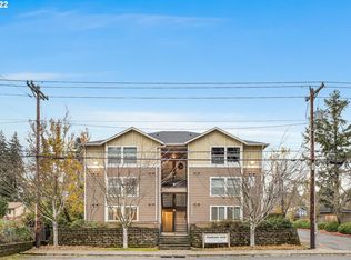 651 NE 162nd Ave #102, Portland, OR 97230