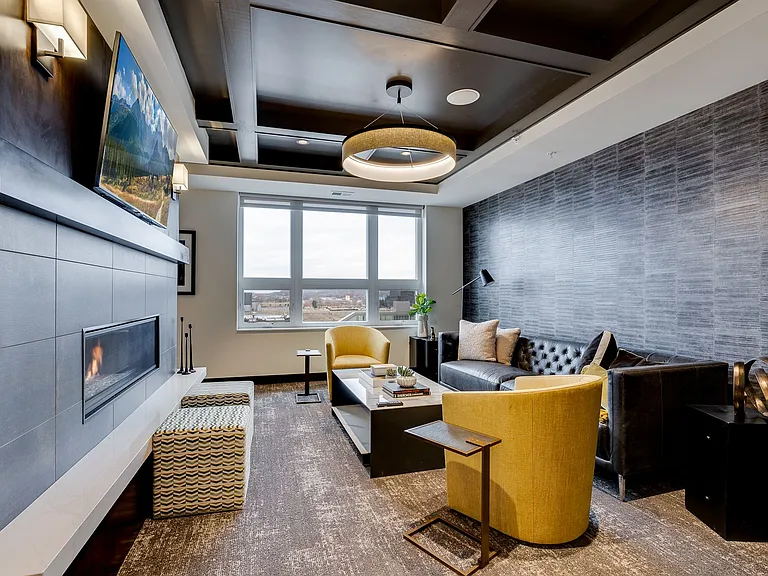 The Donegan Apartments — Photo 32