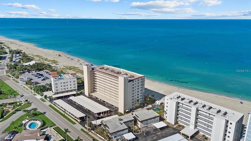 2 bed, 2.0 bath, 1340 sqft, $3,250 — Photo 1