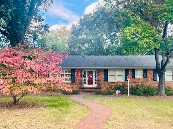 2709 Amherst Ave, Burlington, NC 27215