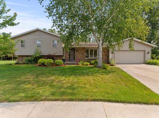 3004 Fleetway Ct, Manitowoc, WI 54220