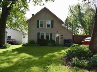 1152 32nd St, Moline, IL 61265