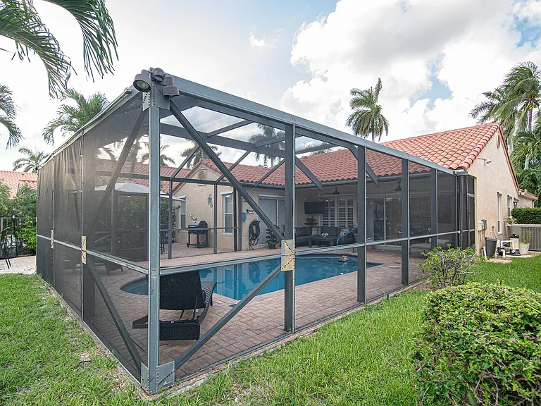 8410 Brussels Way — Photo 33