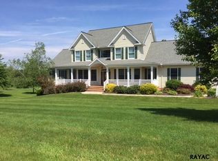 2881 Judith Ct, York, PA 17408