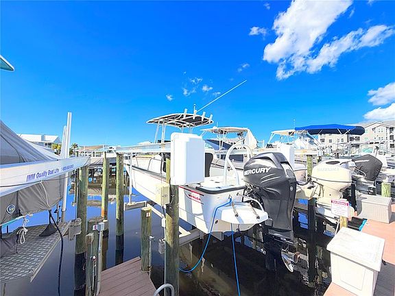 3rd image of 5577 SEA FOREST DRIVE #9