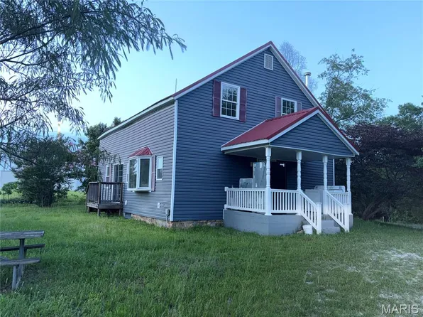 7447 Angell Rd, Gerald, MO 63037