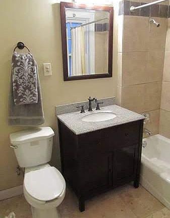 5th image of 4821-4823 W Montrose Ave