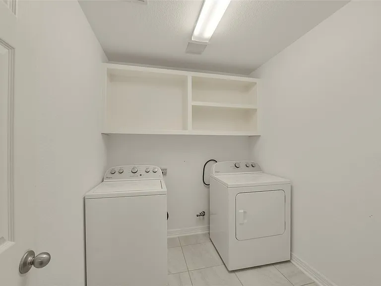 10919 Walts Run Ln — Photo 10